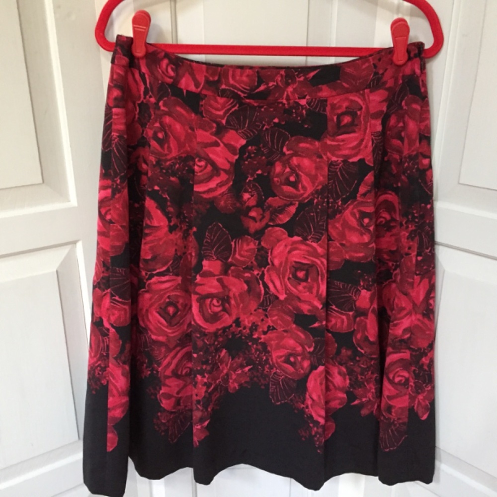 Talbots Red and Black Floral A-Line Skirt - Picture 2 of 16
